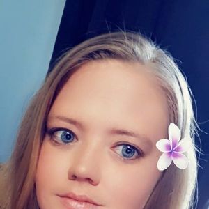 Meet your Posher, Lynn